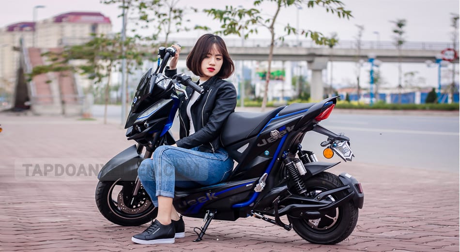 xe m&aacute;y điện Aima Jeek