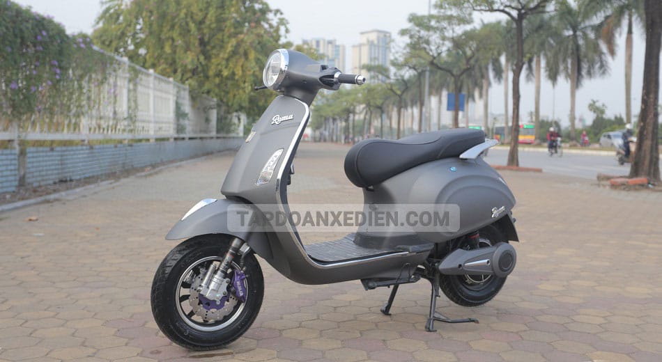 xe m&aacute;y điện Vespa Roma