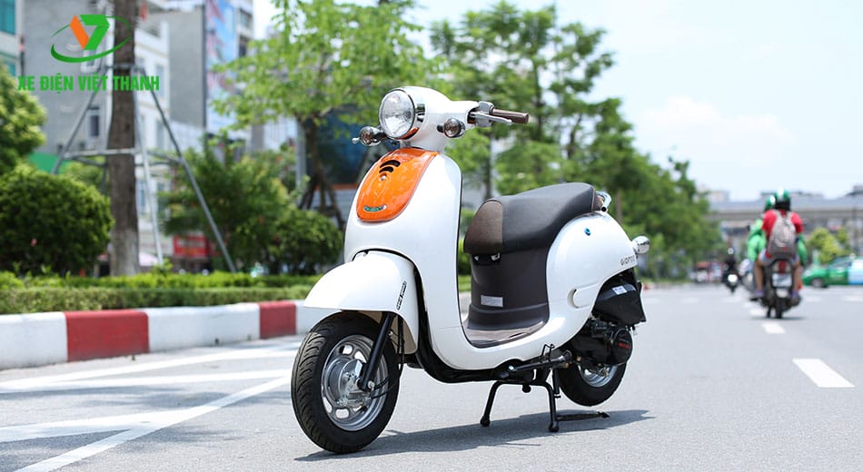 XE GA 50CC GIORNO TRẮNG BẠC